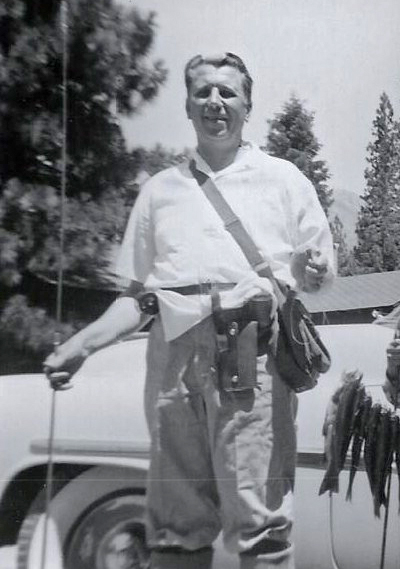 Bob Lundin (f 1911 i Kansas), gift med släkting Ruby fd Jonson (f 1912 i Fresno, Kalifornien) som var barnbarn till morfars farmors kusin Maja Greta Gudmundsdotter (f 1835 i Långared)