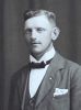 Albert Natanael Melin (1892-1979), föddes i Magra socken, är släkt från trakterna kring Alingsås på min morfars (Evert Lennerås) sida