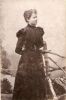 Anna Horn (född 1878 i Älvdalen) barnbarn till min farfars (Carl-Anders Hallenbergs) mormors moster (Anna Lindberg)