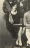 Eleonore Bloomquist (född ca 1912 i USA), barnbarn till farmors morfars bror August Blomqvist (född 1854 i Sjögestad, Linköping)