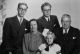 Familjen Hallenberg fr v Per-Jonas Karin Carl-Anders Ernst och längst fram Christina, omkring 1940