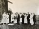 Gruppbild från Ernst Hallenbergs och Karin Jonssons bröllop 1918
