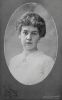 Ingeborg Hallenberg fd Norlin, snart 18 år, (född 1897 i Lund), gift med farfars farbror Arvid Hallenberg (född 1891 i Hallarum, Jämjö)