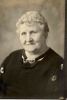 Margret fd Andersdotter (f 1866, Älvdalen), gift med Per Holmer (f 1866, Älvdalen), barnbarn till farfars mormors mormors syster Musk Anna Andersdotter (f 1812, Älvdalen)