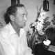 Martin Elving (f 1905, Stora Tuna), gift med Elsa Viola fd Matsson (f 1909, Älvdalen) som var barnbarns barn till min farfars mormors mormors syster Musk Anna Andersdotter (f 1812, Älvdalen)